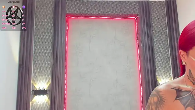 selene red  online show from 02.06.25