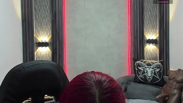 selene red  online show from 02.07.25