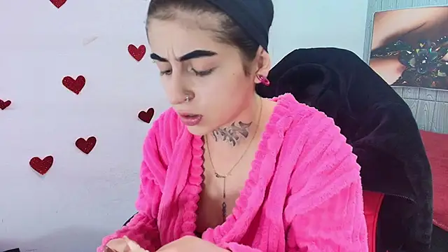 Snapshot of Bonnye_star chatting on 02.19.26 Bonnye star online show from 02.19.26