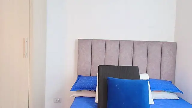 Snapshot of karina_lewis_ chatting on 01.26.25 karina lewis online show from 01.26.25