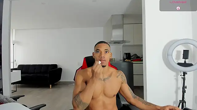 TROYWESLY- online show from 06.02.26