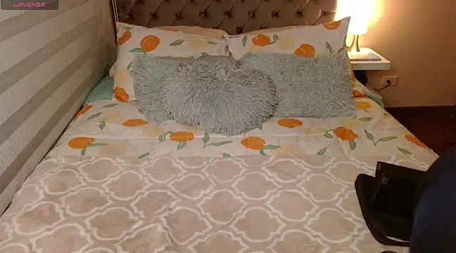 Roussmariehenao online show from 01.29.25