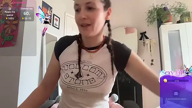 Littlelolo60 online show from 02.10.26