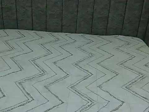 Snapshot of miss-seductive chatting on 10.18.25 miss-seductive online show from 10.18.25