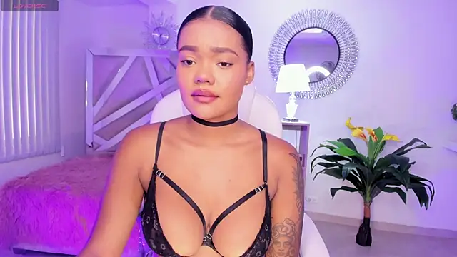 madisson davon online show from 12.10.24