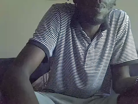 Snapshot of Delicious-D chatting on 10.08.25 Delicious-D online show from 10.08.25