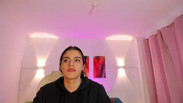 NoahCasstro online show from 02.11.25