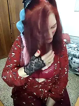 SabrinaXlovess online show from 12.14.25