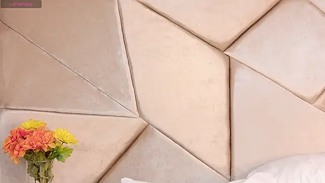 Snapshot of Camille_Torres chatting on 10.03.25 Camille Torres online show from 10.03.25