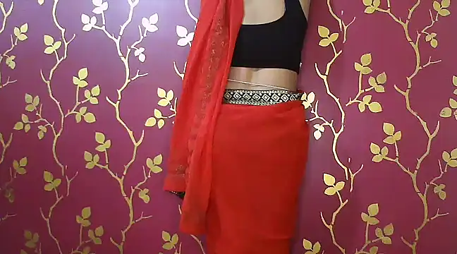 VR here 4U online show from 02.04.25