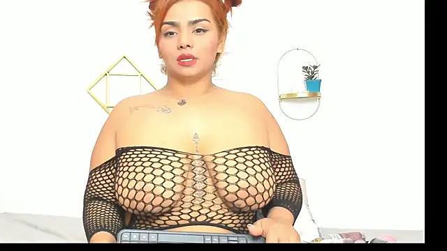 AnahiSmitth online show from 01.11.25