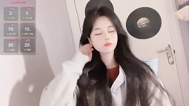 Qedgjwyz1 online show from 02.07.25