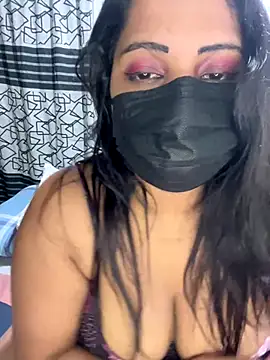 Snapshot of NOORA-GIRL chatting on 12.16.25 NOORA-GIRL online show from 12.16.25