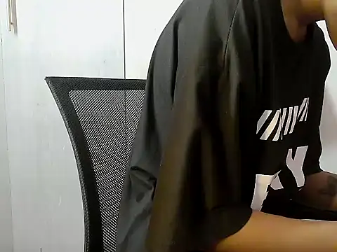 Destiny Desire online show from 10.17.25