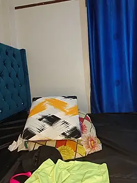 Snapshot of Licia_harvin chatting on 06.18.26 Licia harvin online show from 06.18.26