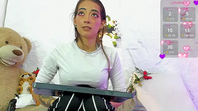 zorravioletta1 online show from 12.07.24