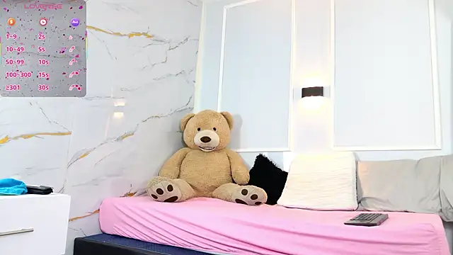 zorravioletta1 online show from 04.08.26