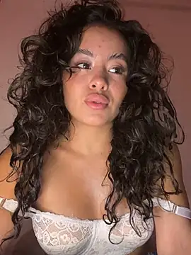 Snapshot of Marie_Rose chatting on 12.05.24 Marie Rose online show from 12.05.24