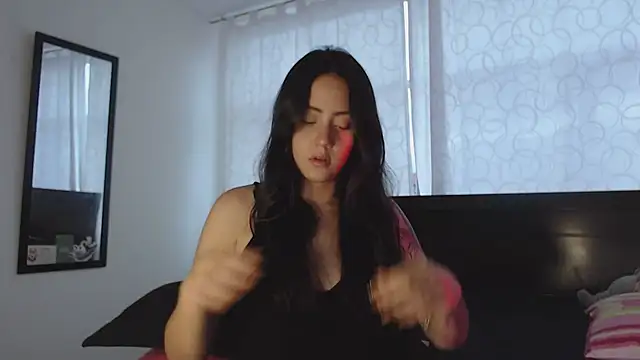 rebecca collin online show from 12.04.24