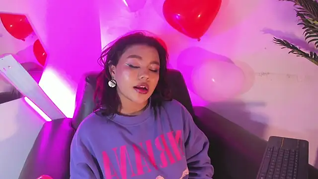 cherry chel online show from 02.15.25