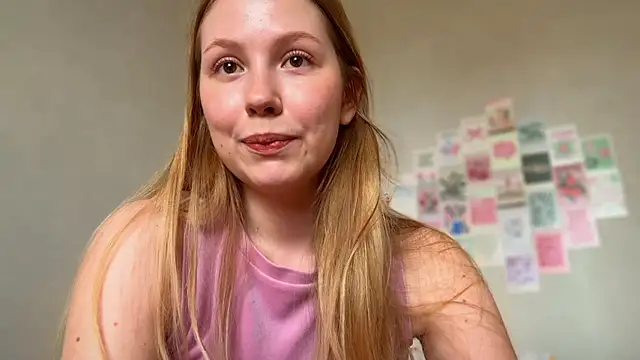 Snapshot of HoneyAudrey chatting on 06.03.26 HoneyAudrey online show from 06.03.26