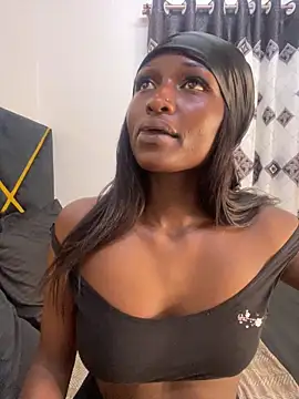 Curvixx online show from 03.11.25