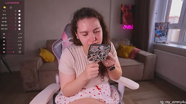 Snapshot of My_Emmy chatting on 09.12.25 My Emmy online show from 09.12.25