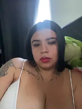 Devilsweet17 online show from 11.24.25