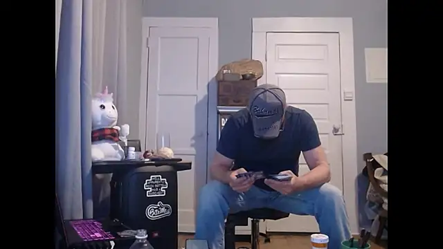 Snapshot of straightinyou chatting on 01.19.25 straightinyou online show from 01.19.25