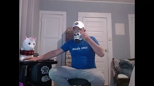 Snapshot of straightinyou chatting on 01.23.25 straightinyou online show from 01.23.25