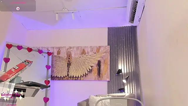 emma alice  online show from 02.08.25