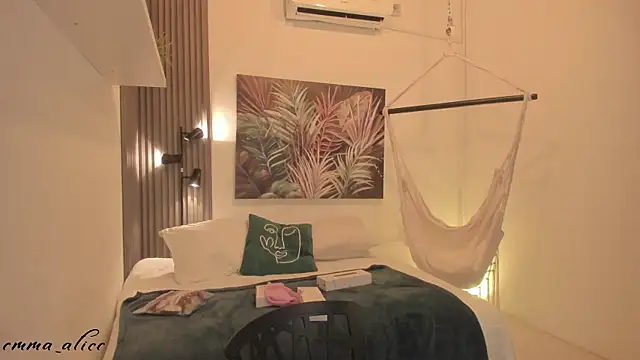 emma alice  online show from 09.26.25