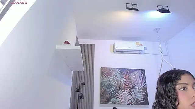 emma alice  online show from 10.23.25