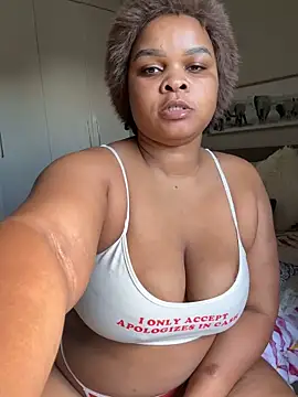 Snapshot of NaughtyKelly28 chatting on 11.22.25 NaughtyKelly28 online show from 11.22.25