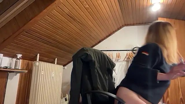 JeSuisUnTapin online show from 09.24.25