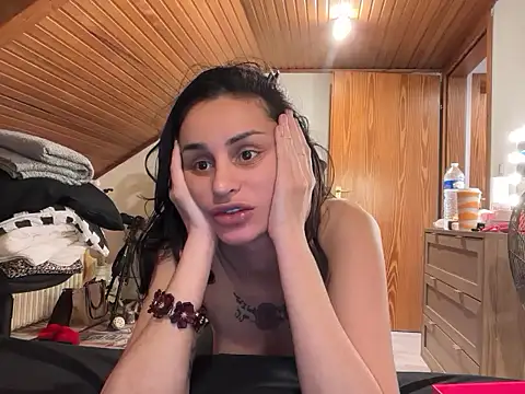 JeSuisUnTapin online show from 10.28.25