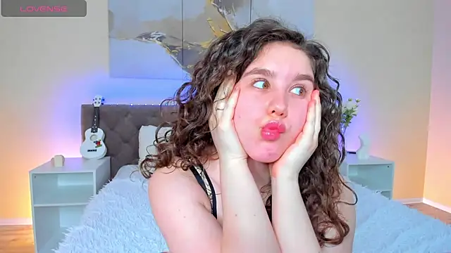 Ariella Sol online show from 01.18.25