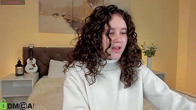 Ariella Sol online show from 10.27.25