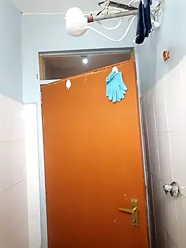 pretty-eyes23 online show from 02.02.25