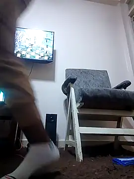 pretty-eyes23 online show from 02.02.25