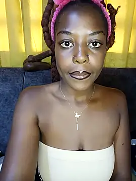 pretty-eyes23 online show from 03.07.25