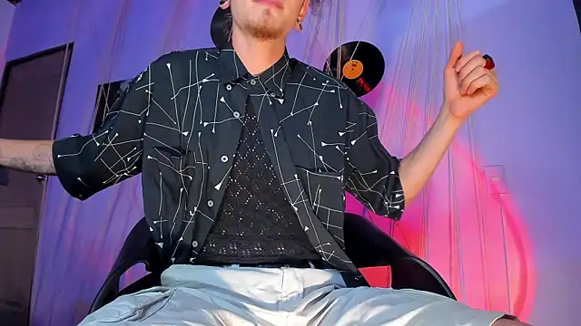 MrShaggy online show from 01.24.25