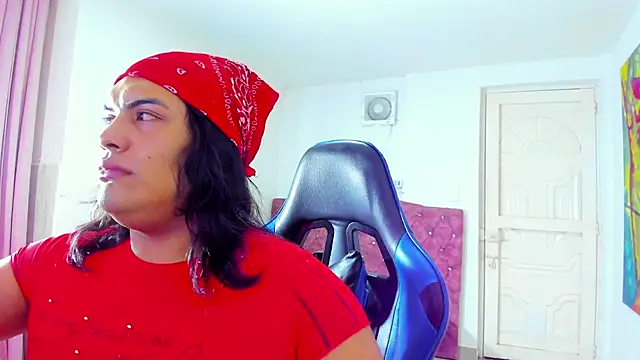 Margoth Montilla online show from 10.13.25