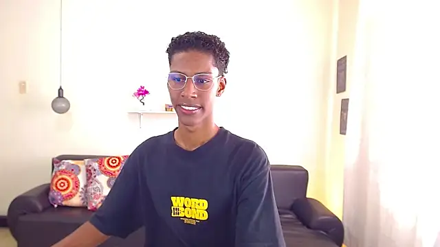 maiki18  online show from 01.18.25