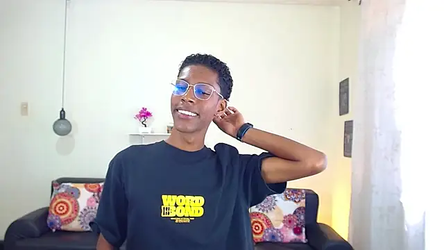 maiki18  online show from 01.18.25