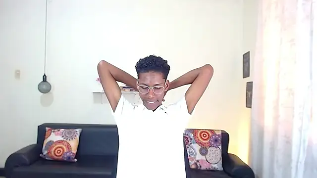 maiki18  online show from 01.20.25