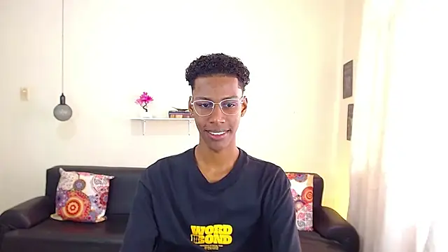 maiki18  online show from 01.24.25