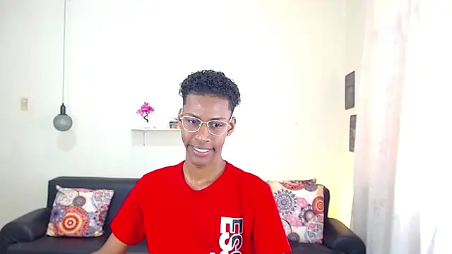 maiki18  online show from 01.29.25