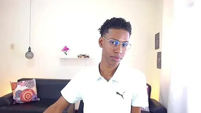 maiki18  online show from 02.12.25