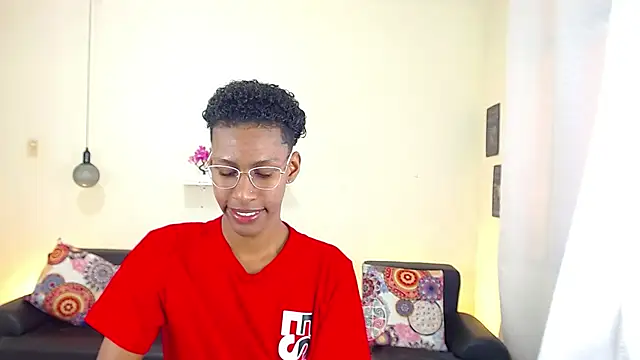 maiki18  online show from 02.21.25